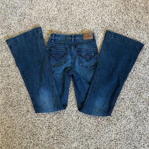 Shyanne High Rise Flare Jeans 25x34 in
